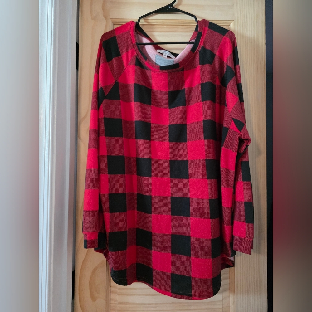 Chic Soul Red and Black Plaid Long Sleeve Top